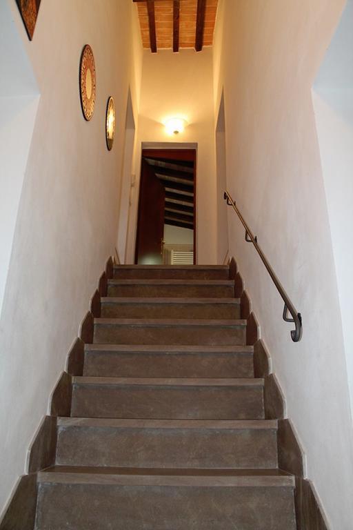 Casa Vacanze In Borgo Monteverdi Marittimo Exterior photo